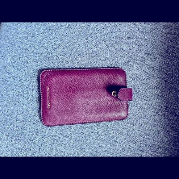 Michael Kors Accessories - Michael Kors burgundy leather cellphone pouch